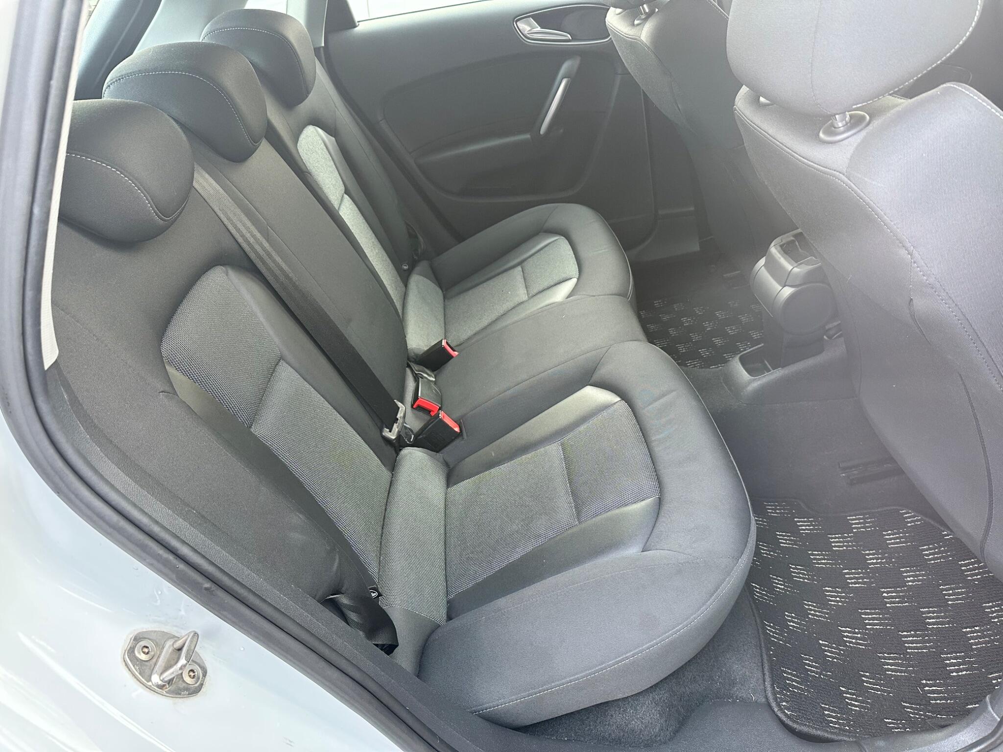 2014 Audi A1 1.4 TFSI CoD S line Sportback S Tronic Euro 5 (s/s) 5dr • 59,000 miles image 11