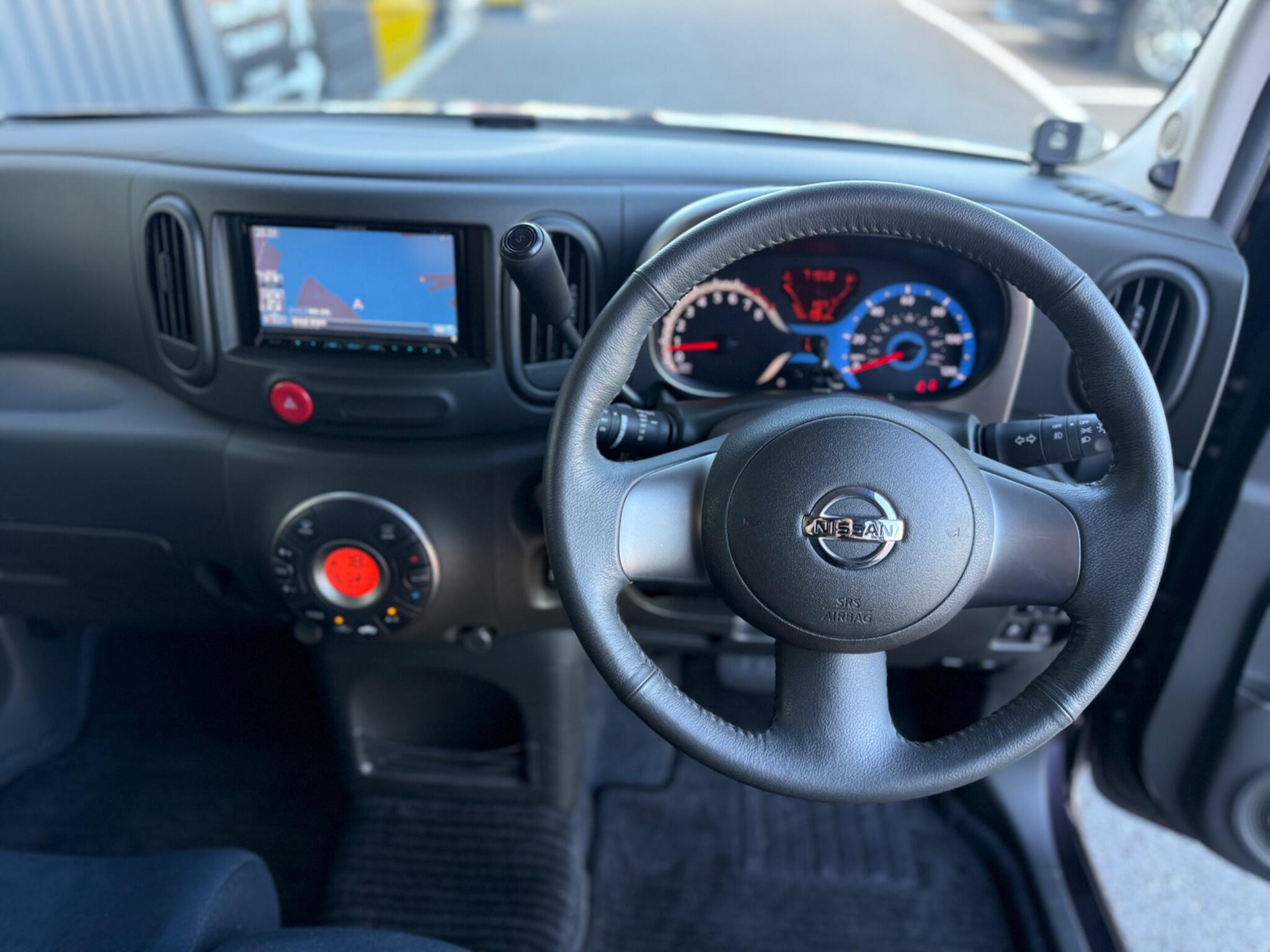 Nissan Cube view 32