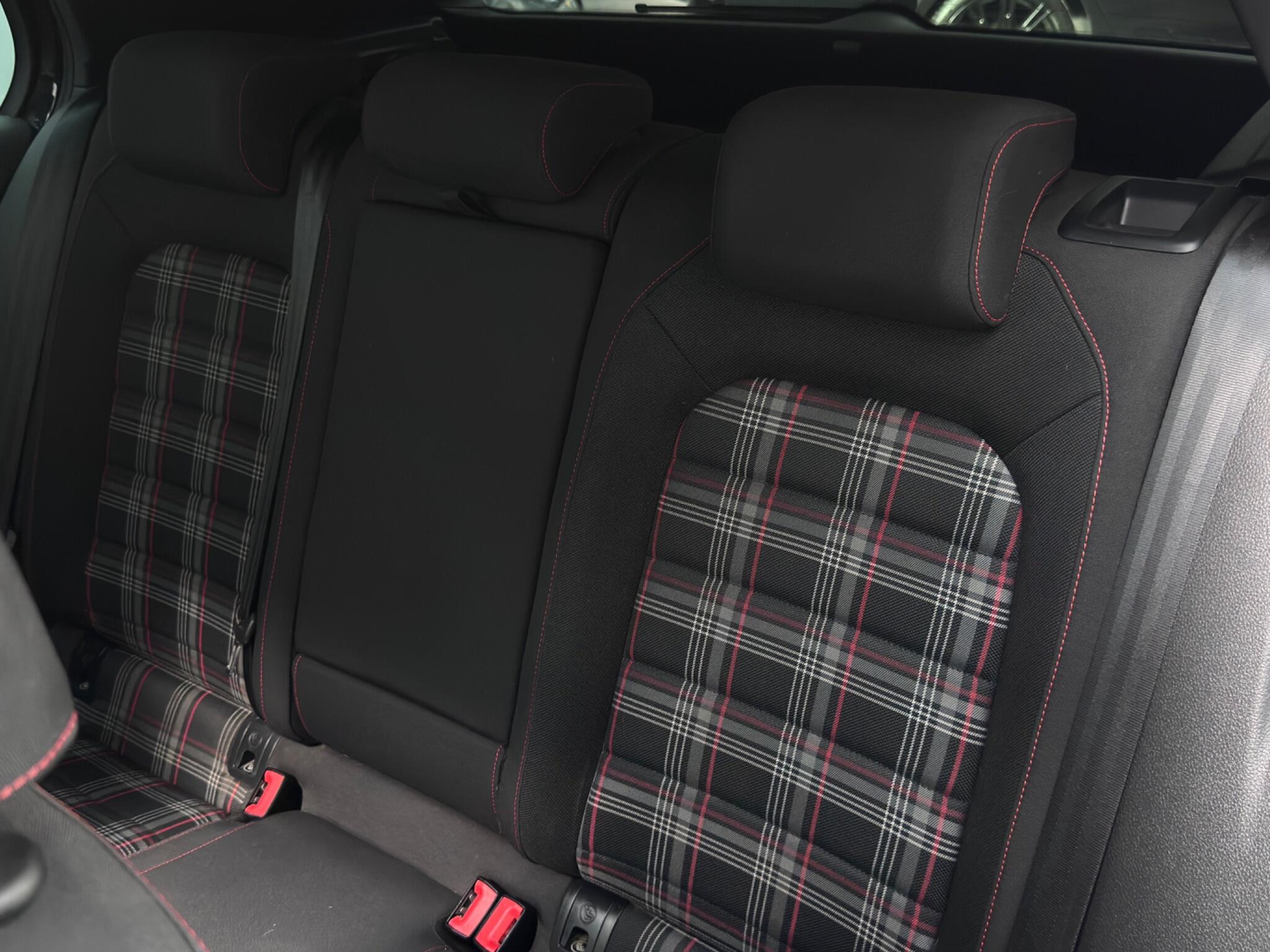 Volkswagen Golf view 51