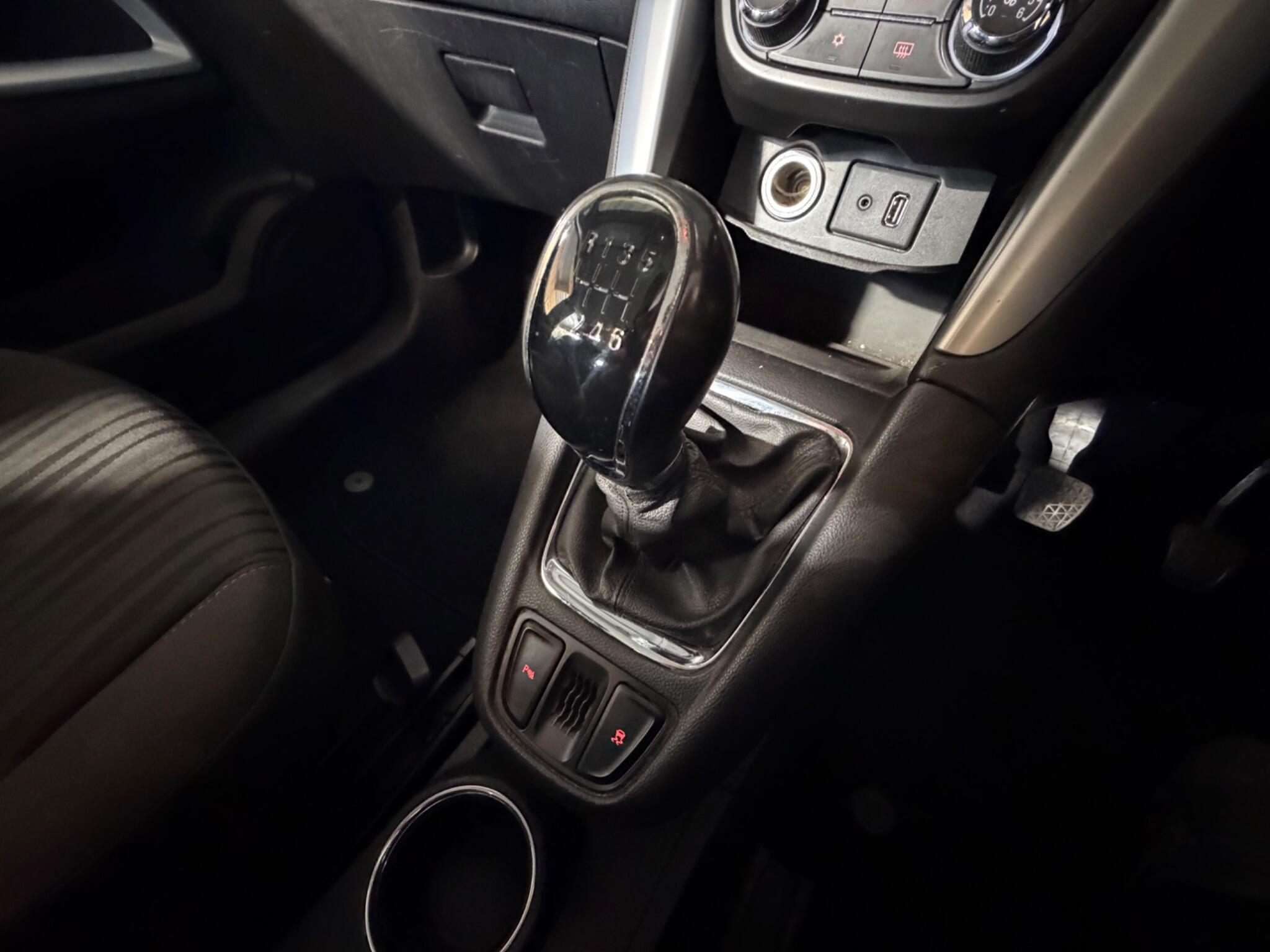 Vauxhall Zafira Tourer view 18