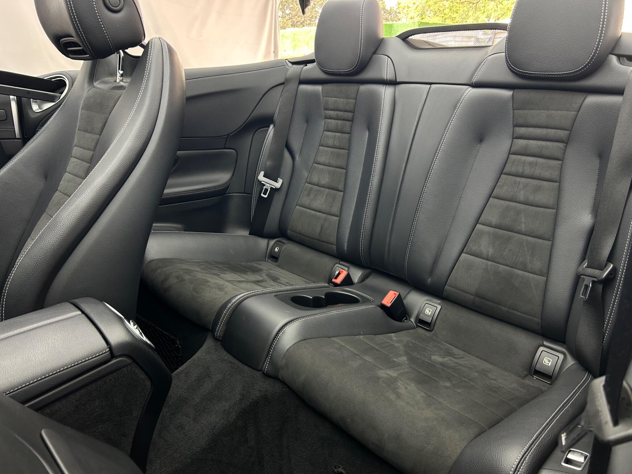 Mercedes-Benz E Class view 30
