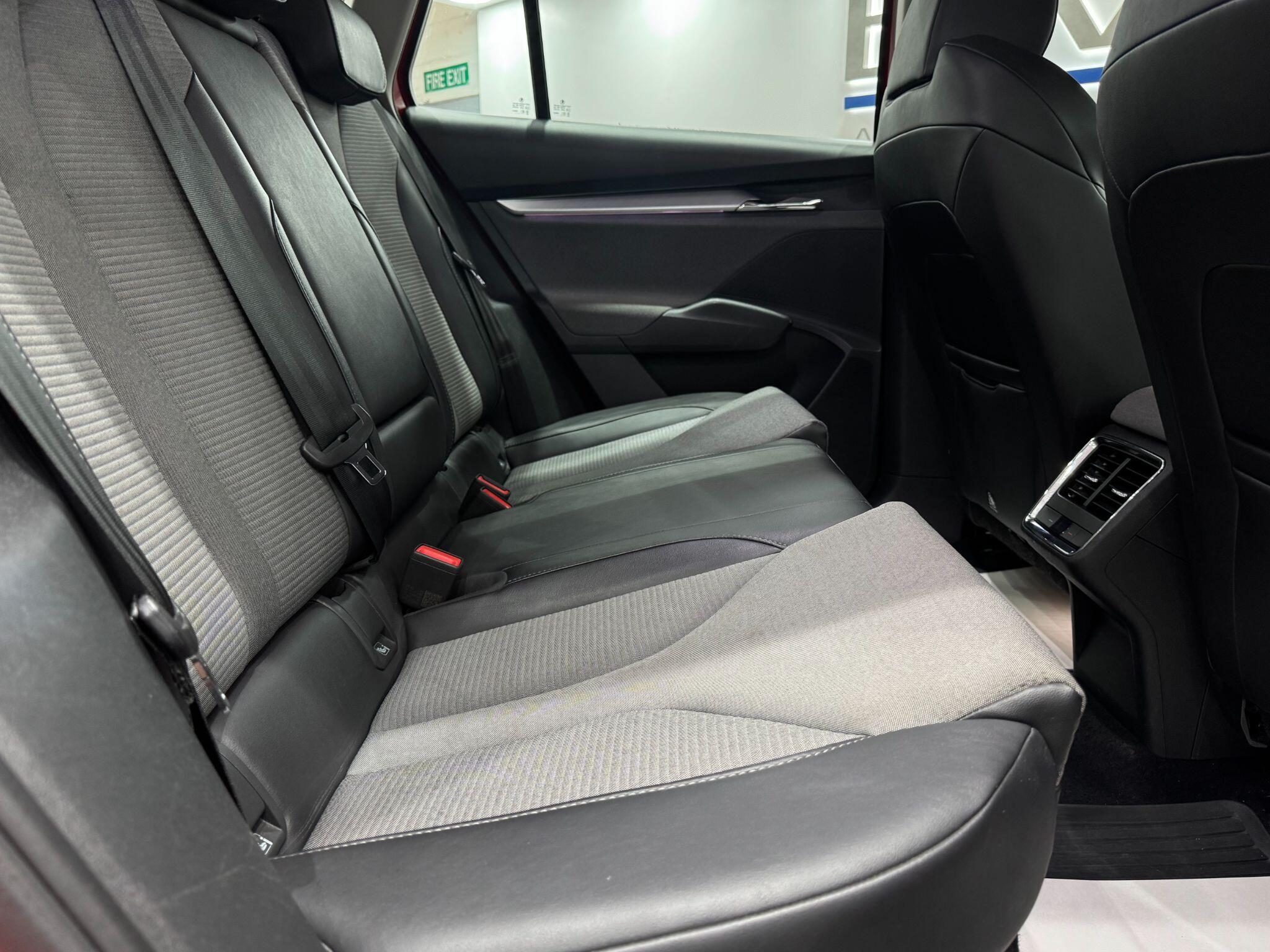 Skoda Enyaq view 72