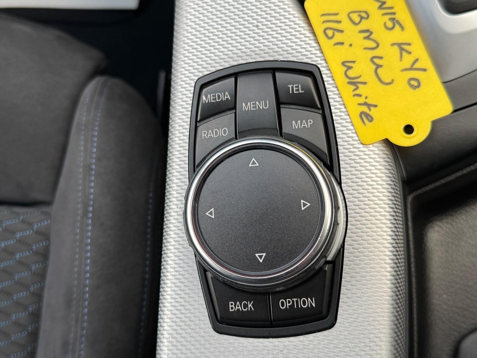 BMW 1 Series view 22