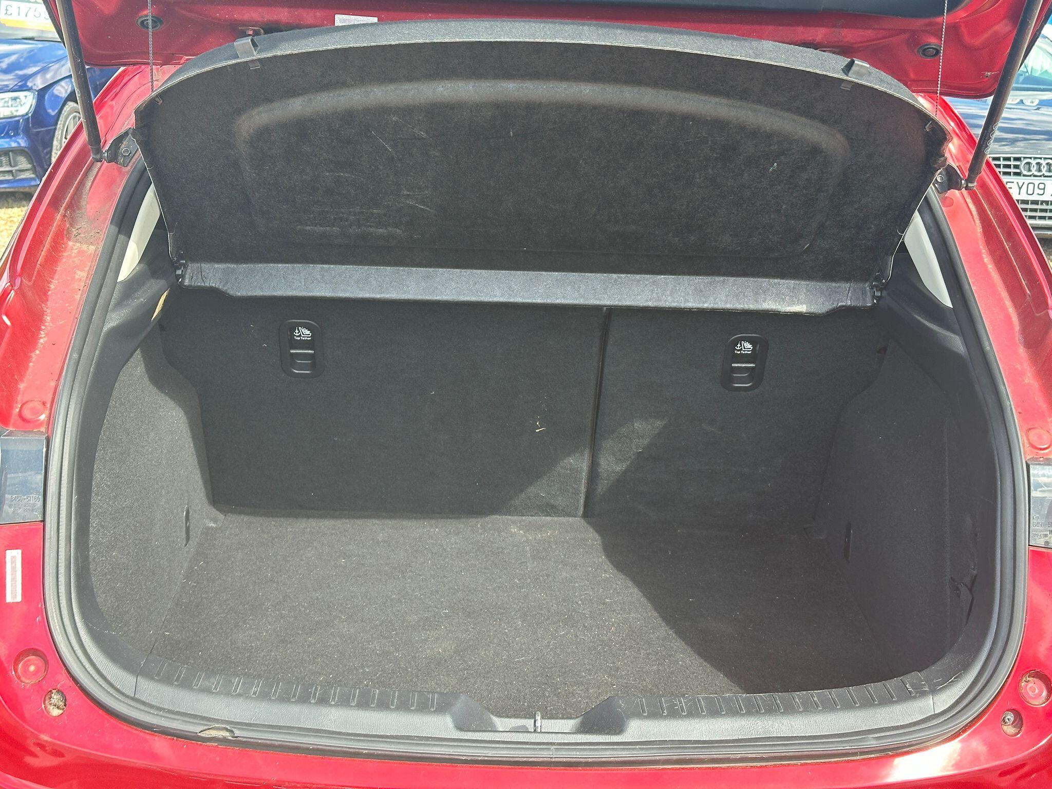 Mazda Skyactiv-G view 29