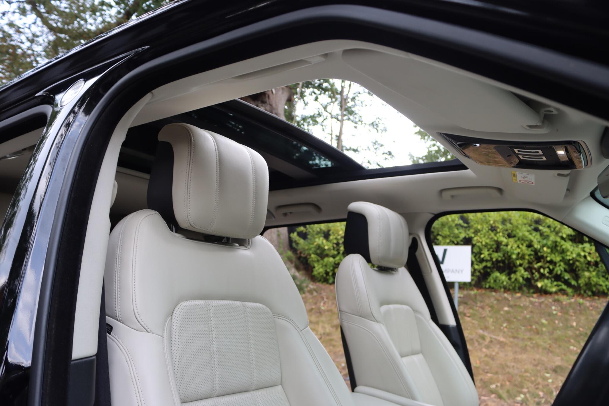 Land Rover Range Rover Sport view 8