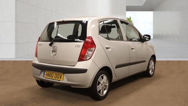 Hyundai i10 view 2