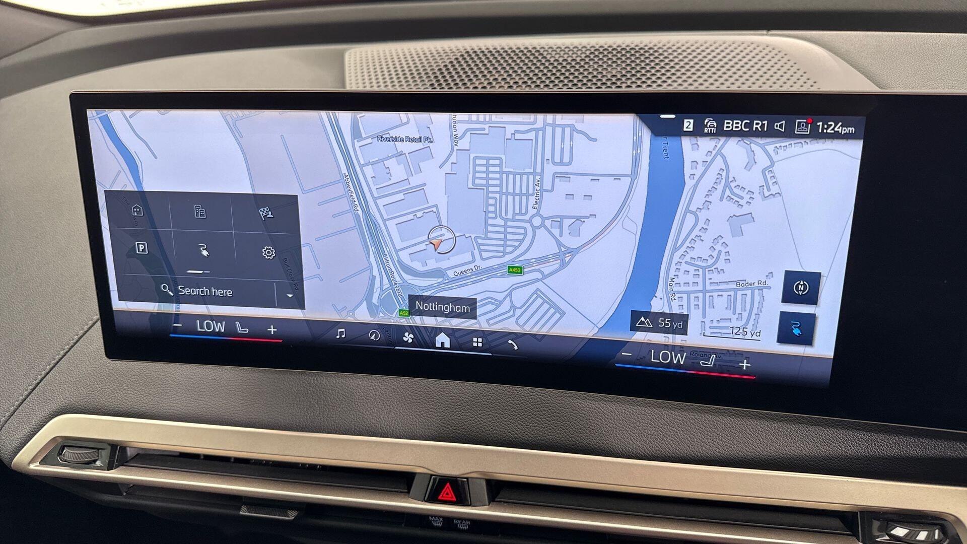 BMW Ix view 24