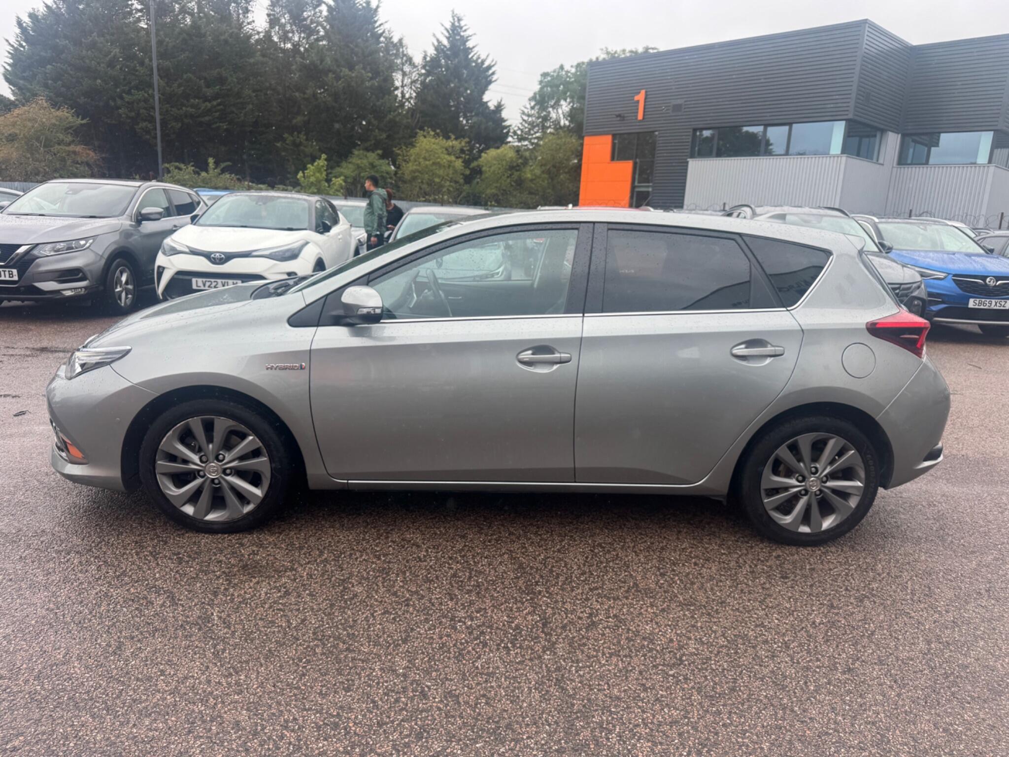 Toyota Auris view 7