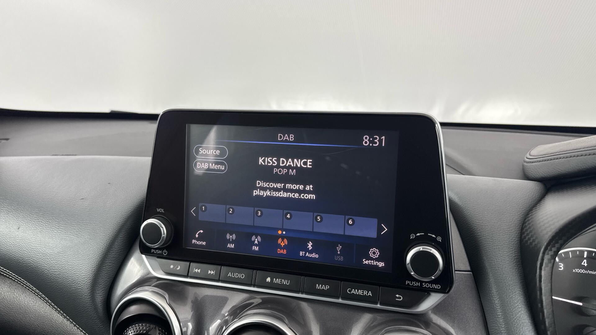 Nissan Juke view 12