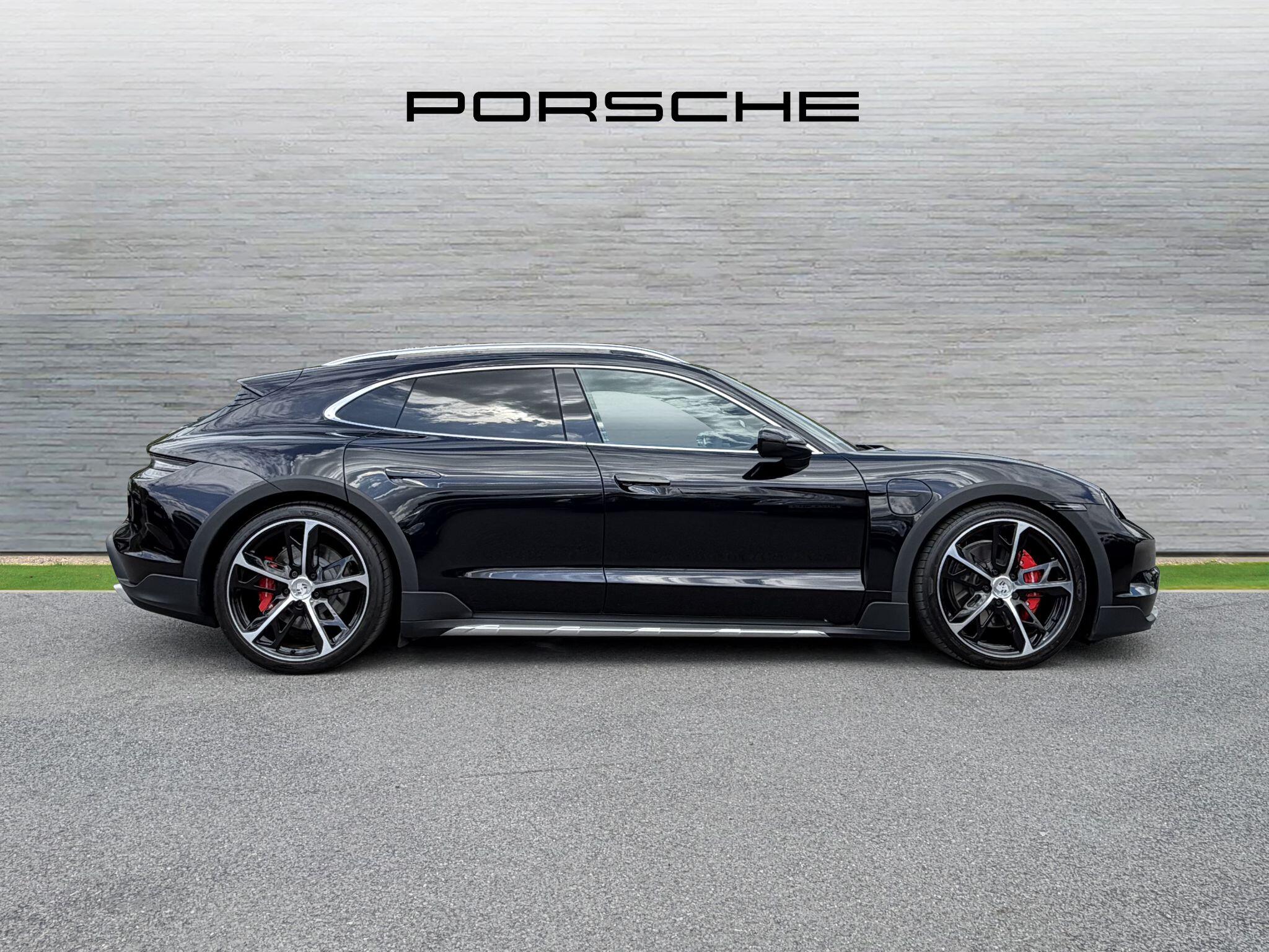 Porsche Taycan view 7
