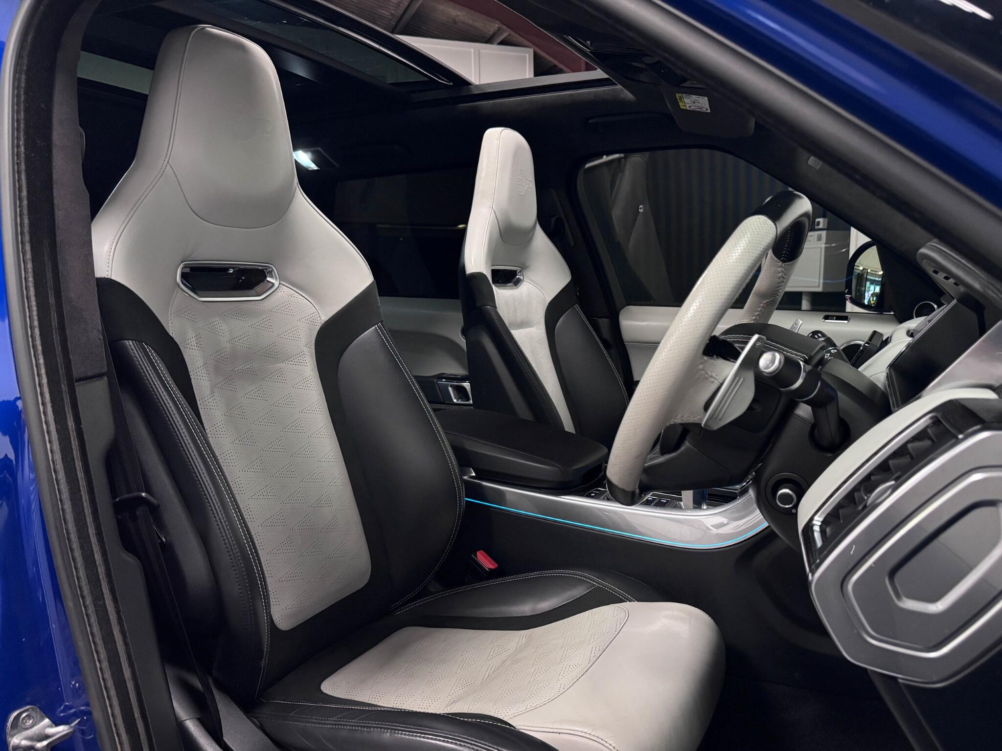 Land Rover Range Rover Sport view 37