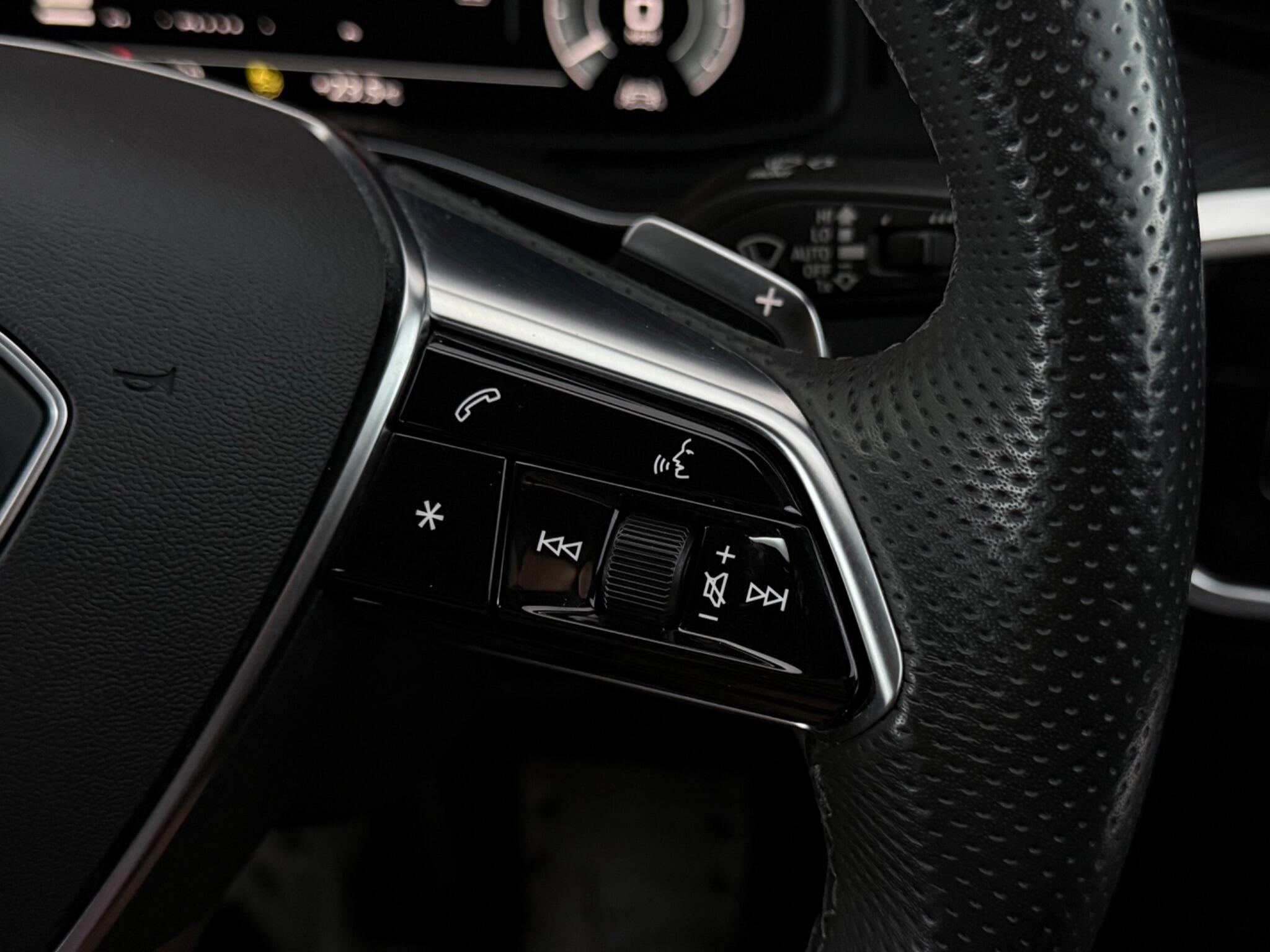 Audi A6 view 18
