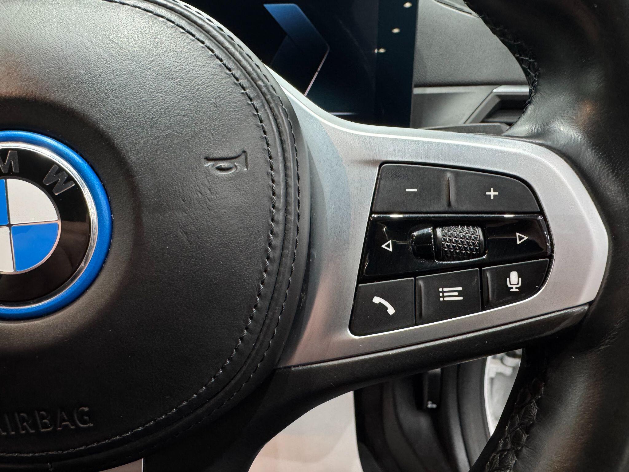 BMW I4 view 32