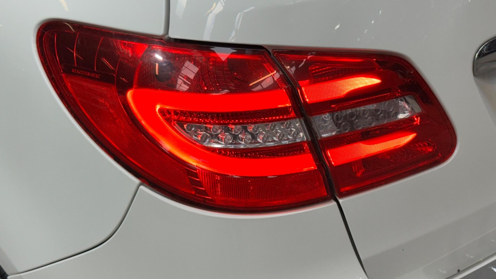 Mercedes-Benz B Class view 15
