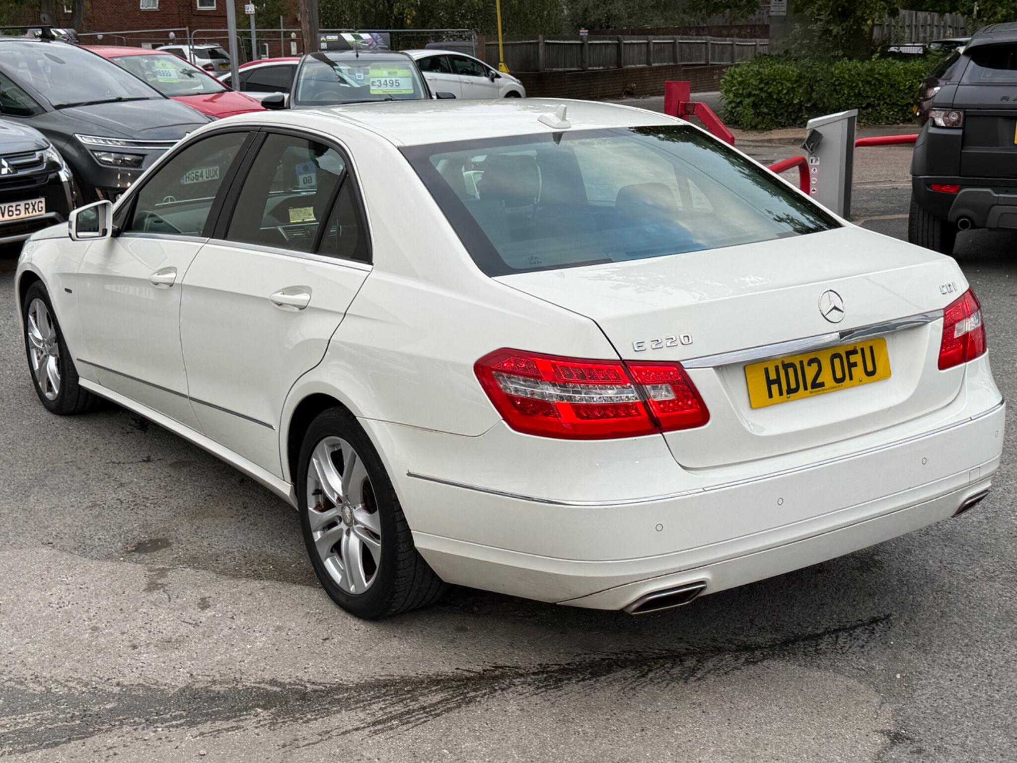 Mercedes-Benz E Class - Image 14