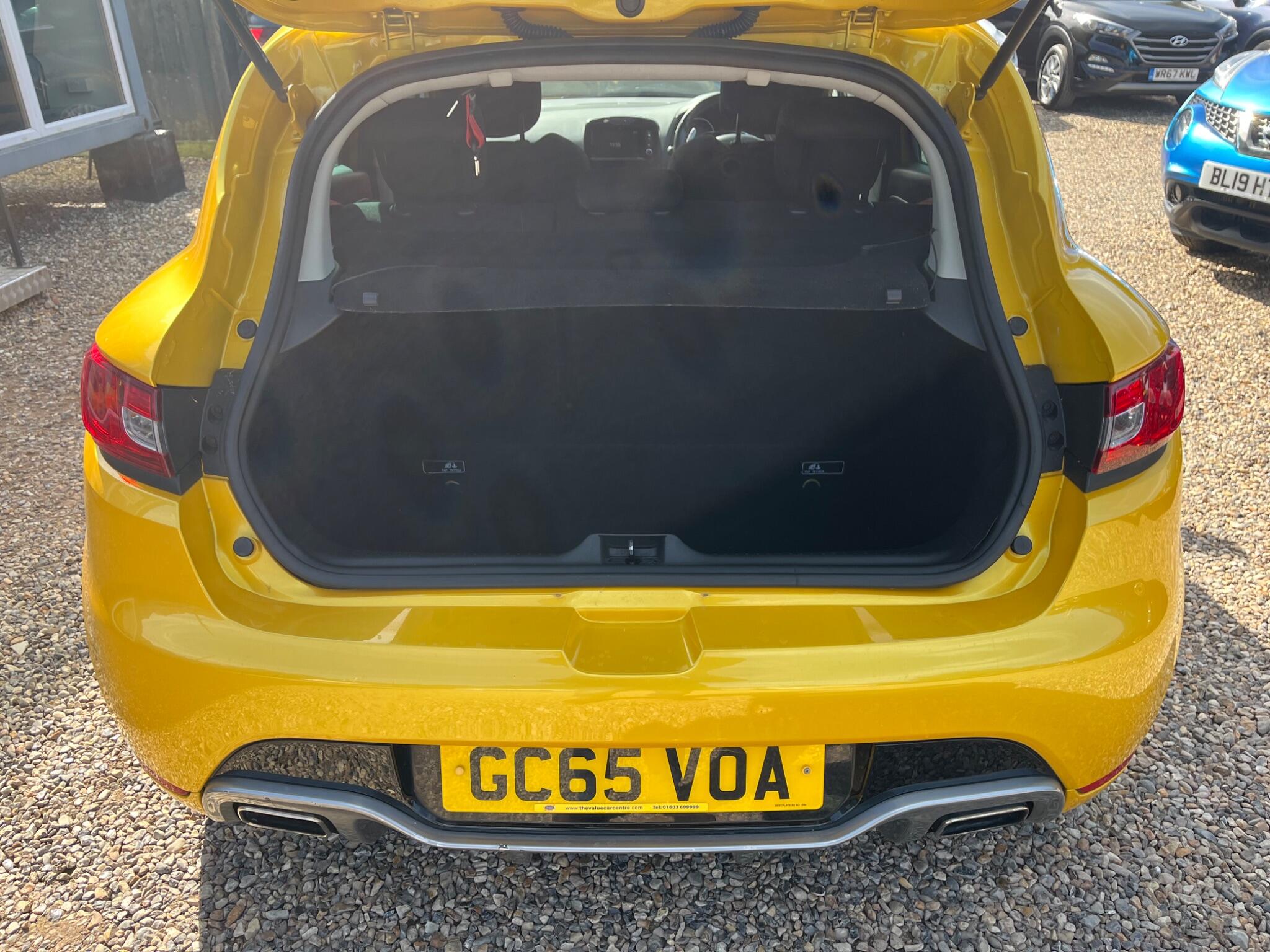Renault Clio view 6