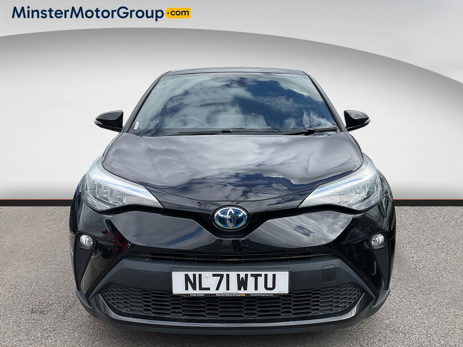 Toyota C-HR view 5