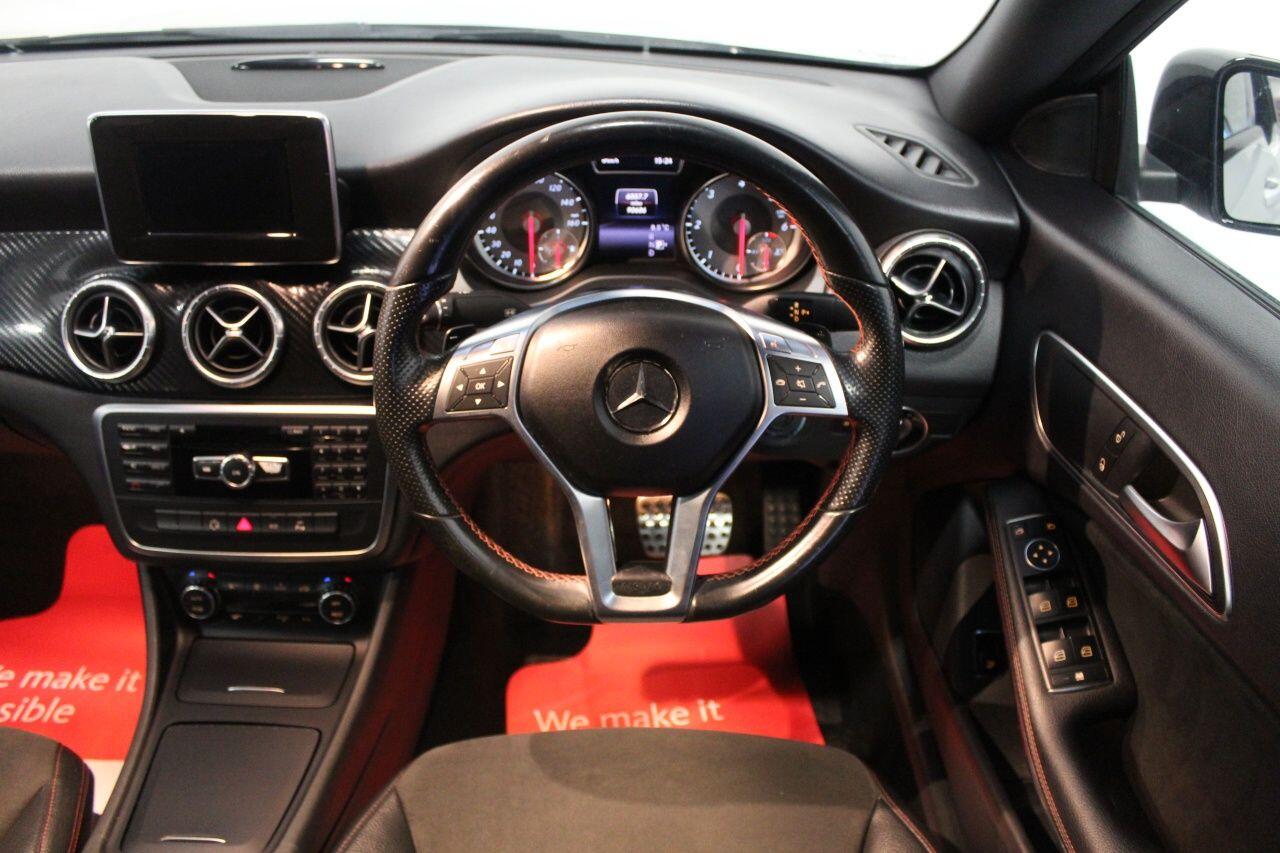 Mercedes-Benz CLA view 42