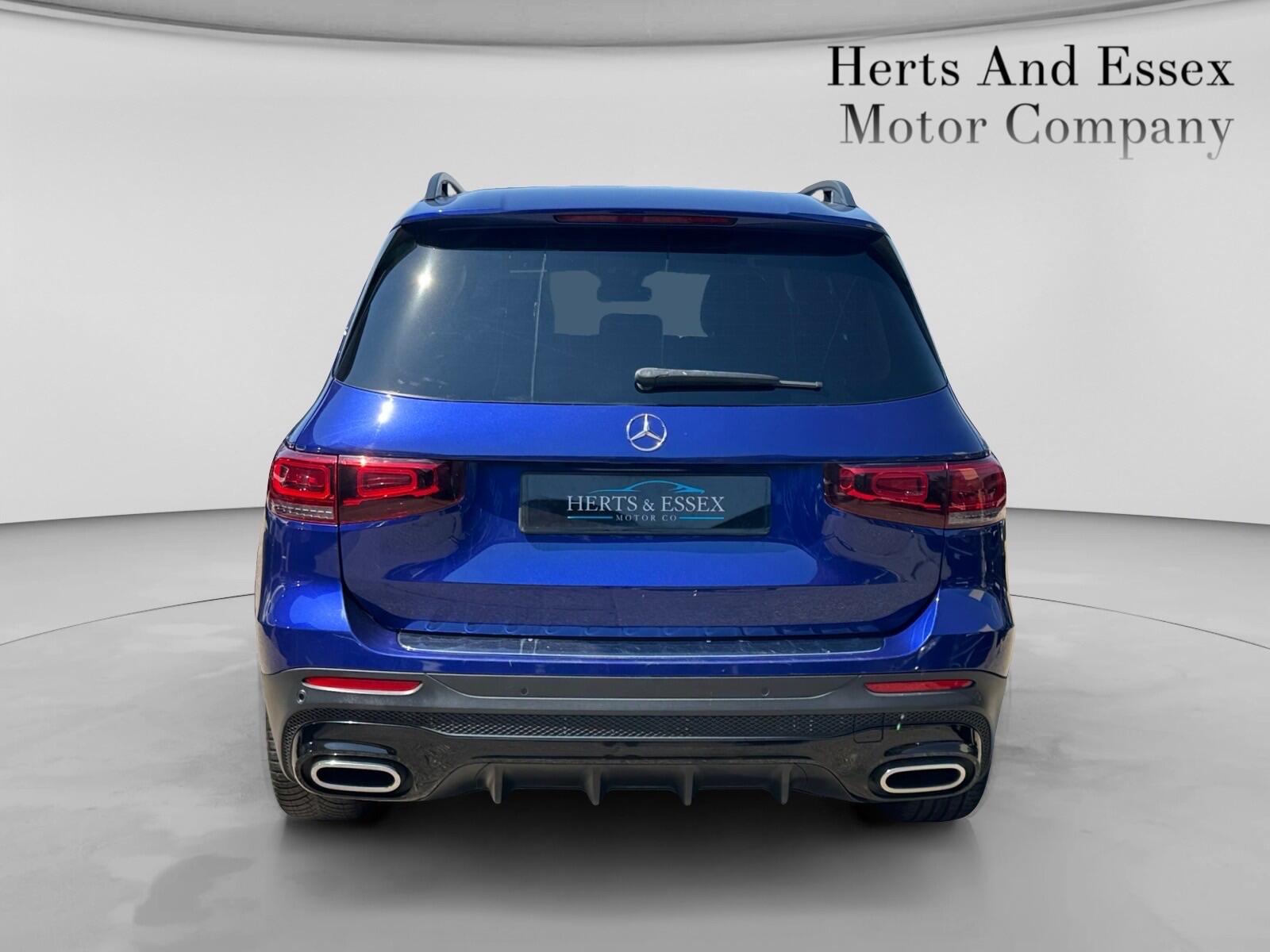 Mercedes-Benz GLB view 6