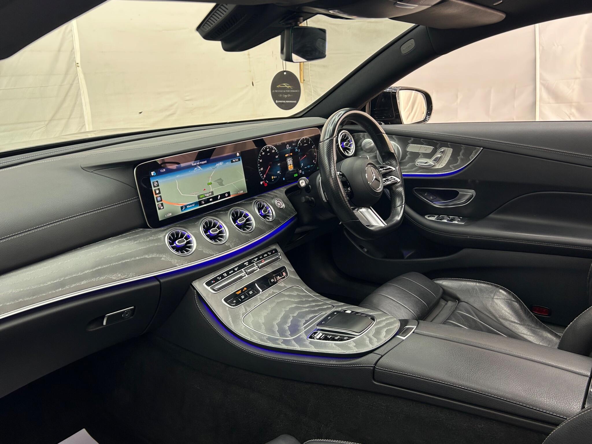 Mercedes-Benz E Class view 14