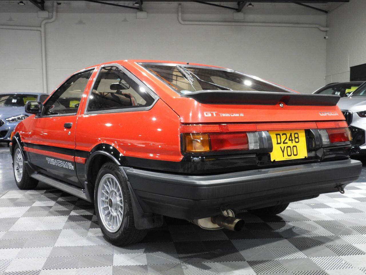 Toyota Corolla view 2