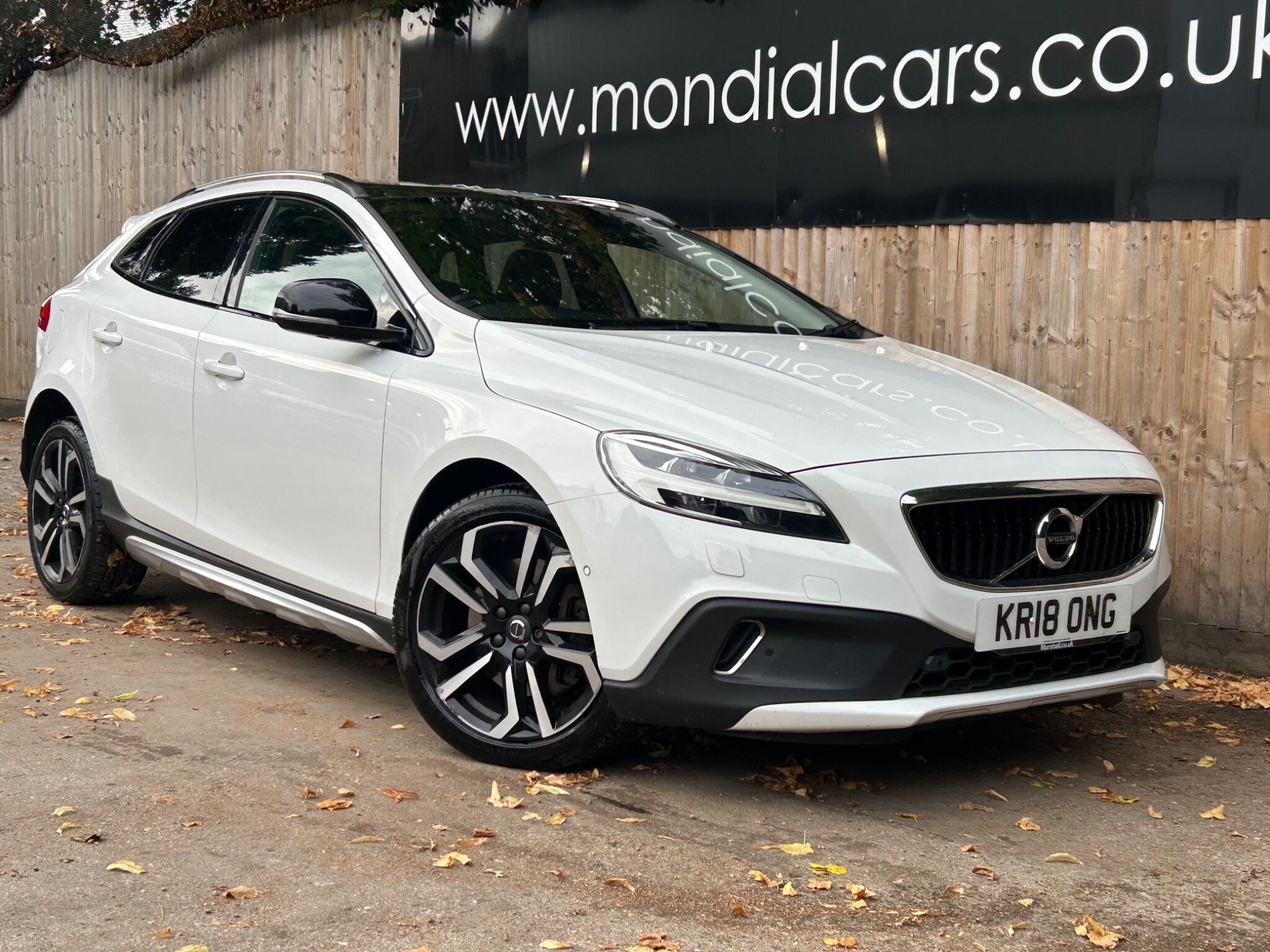 Volvo V40 Cross Country view 15