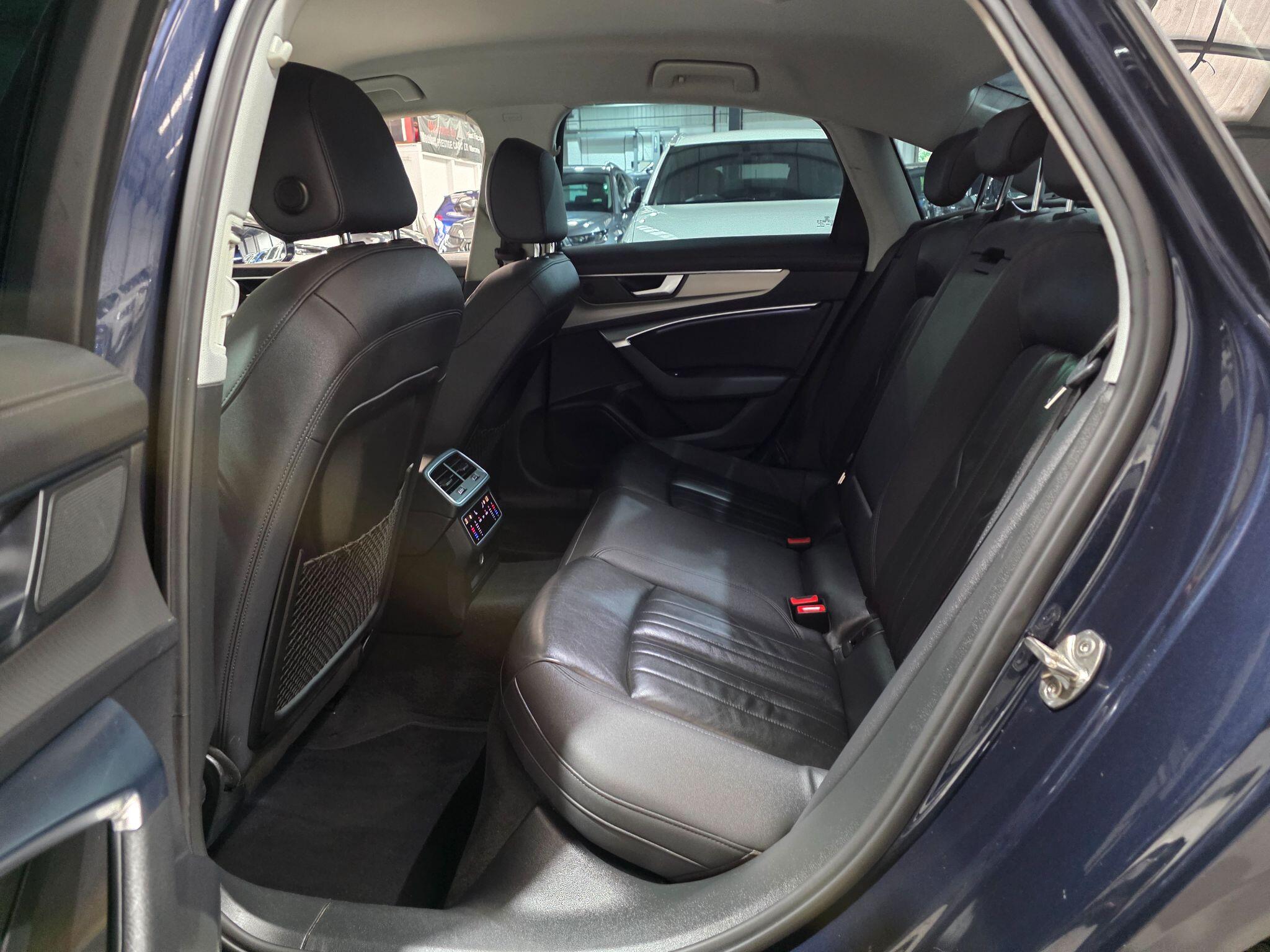 Audi A6 Saloon view 27
