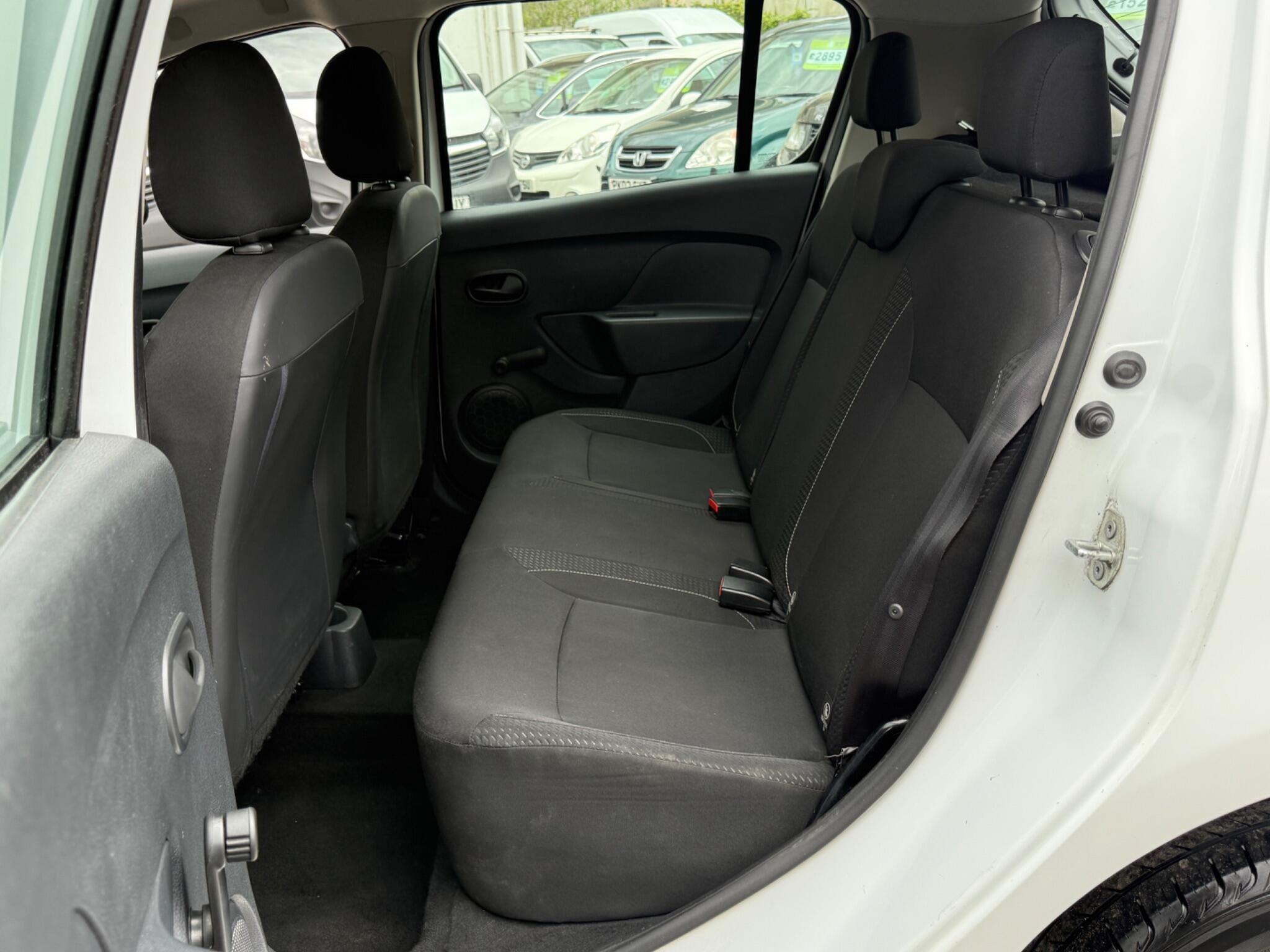 Dacia Sandero - Image 57