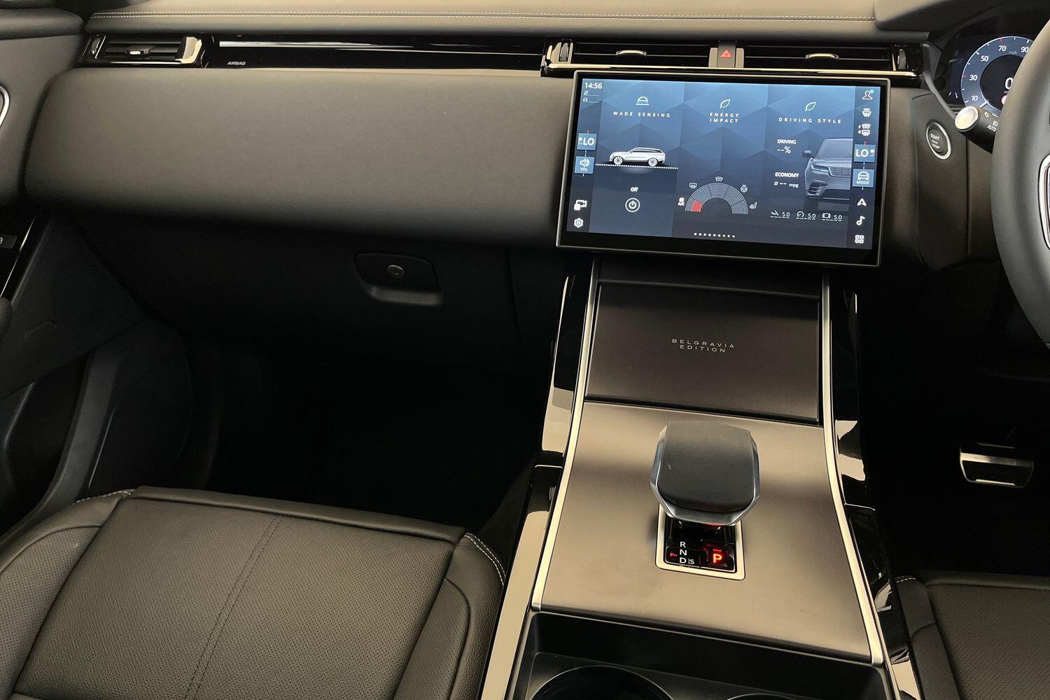 Land Rover Range Rover Velar view 12