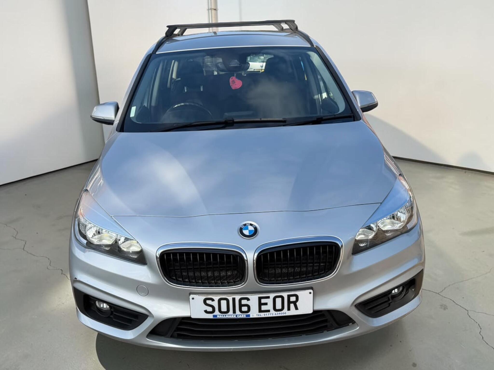 BMW 2 Series view 2