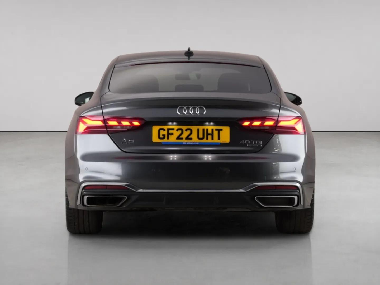 Audi A5 view 6