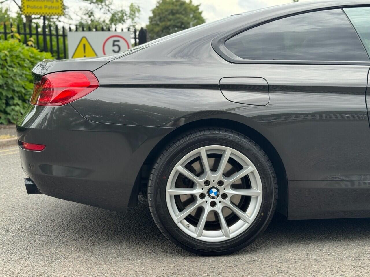 BMW 6 Series view 37