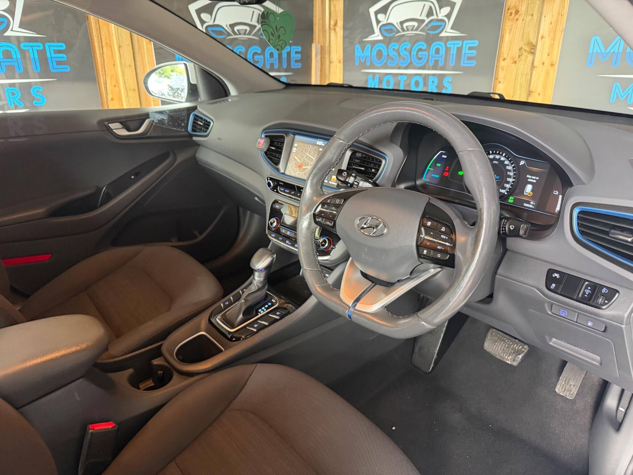 Hyundai Ioniq view 29