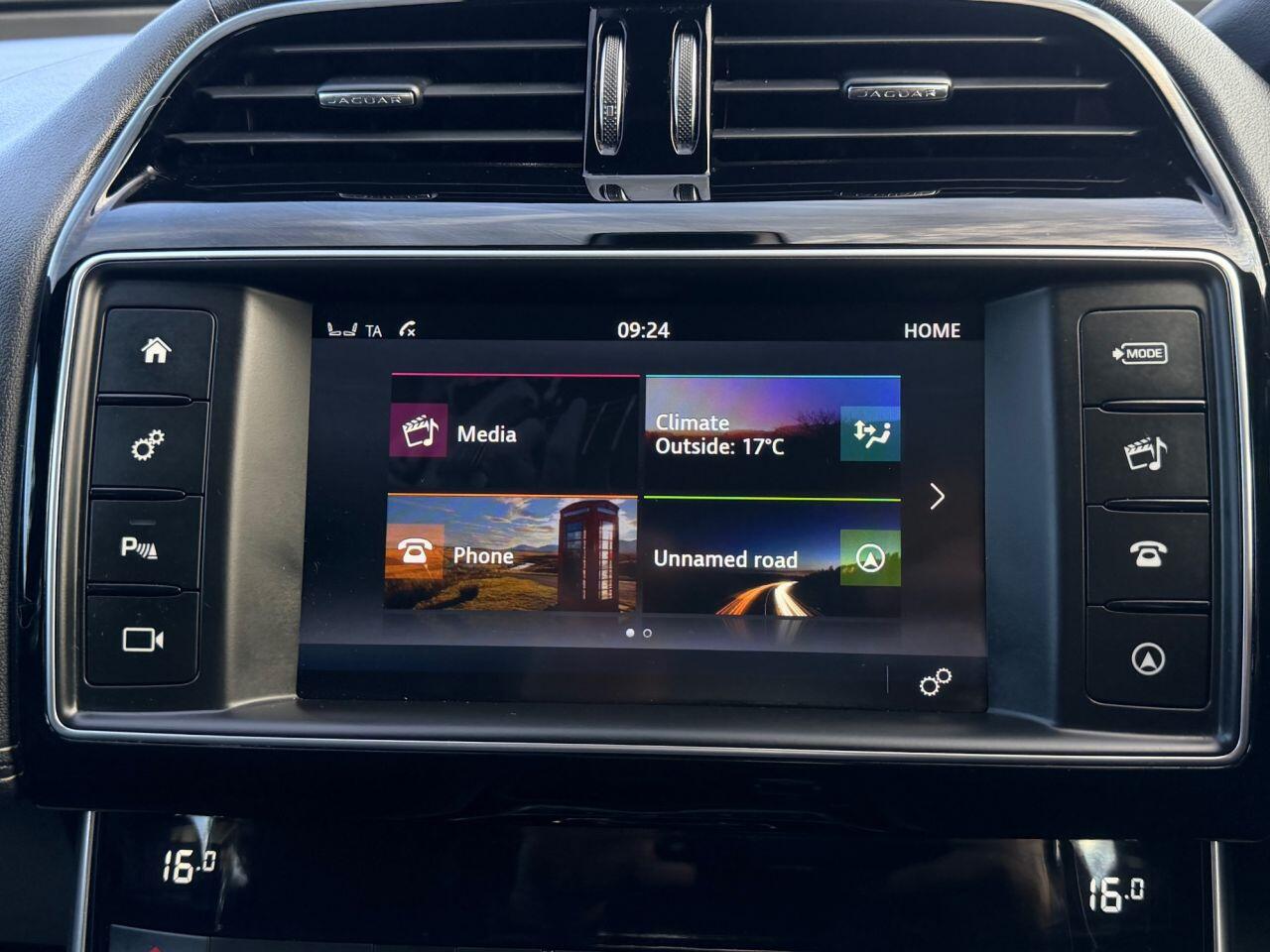 Jaguar Xe view 41