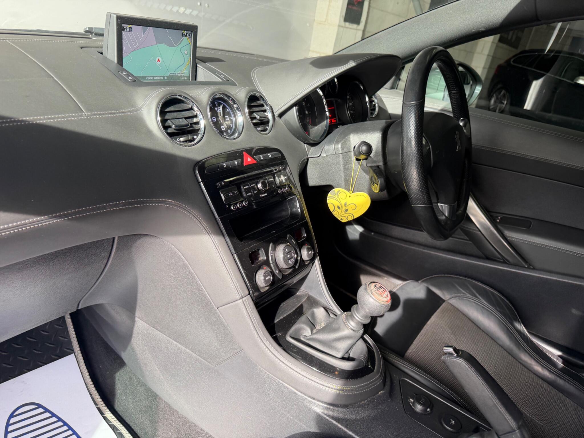 Peugeot RCZ view 44