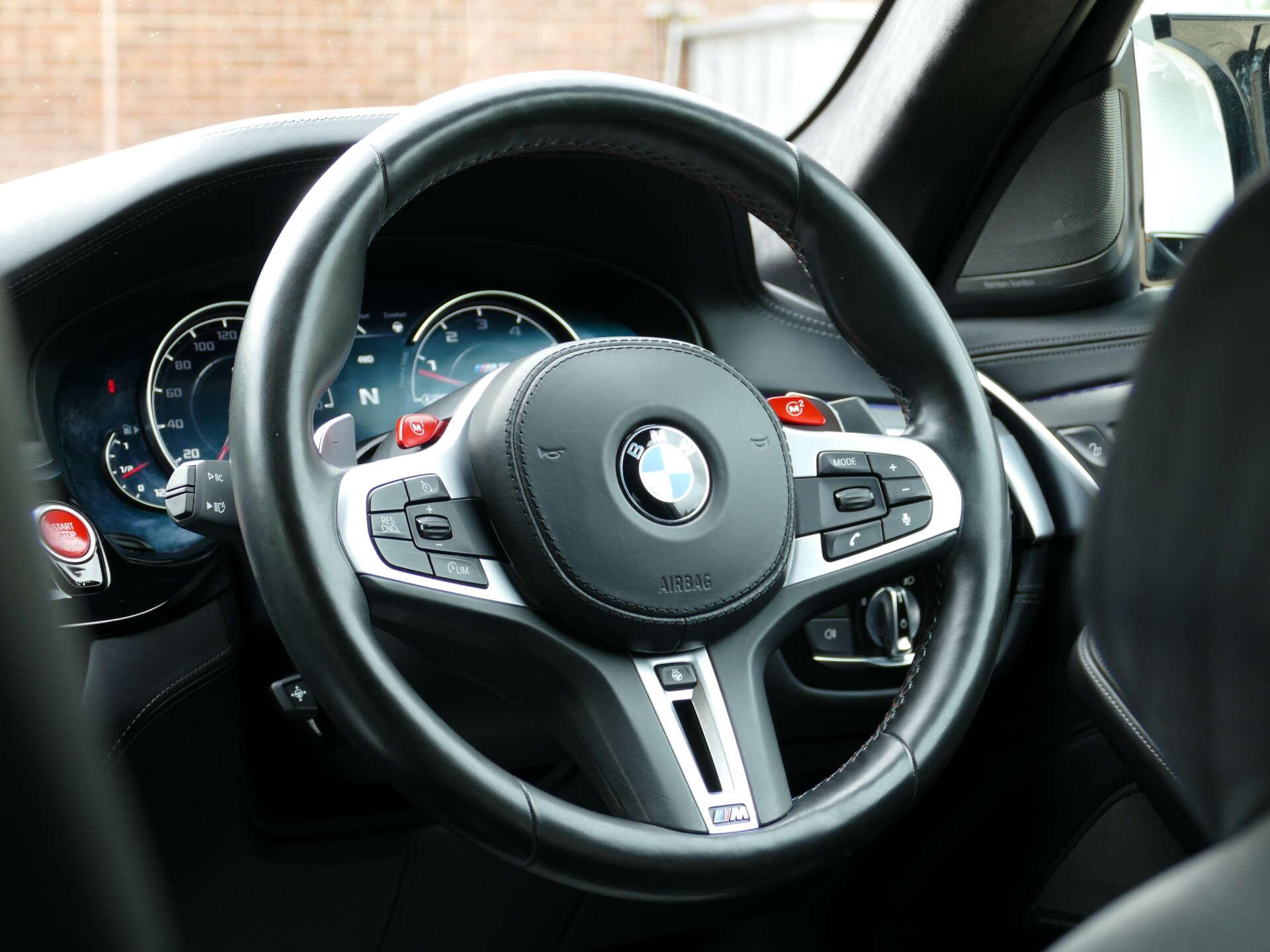 BMW M5 view 33