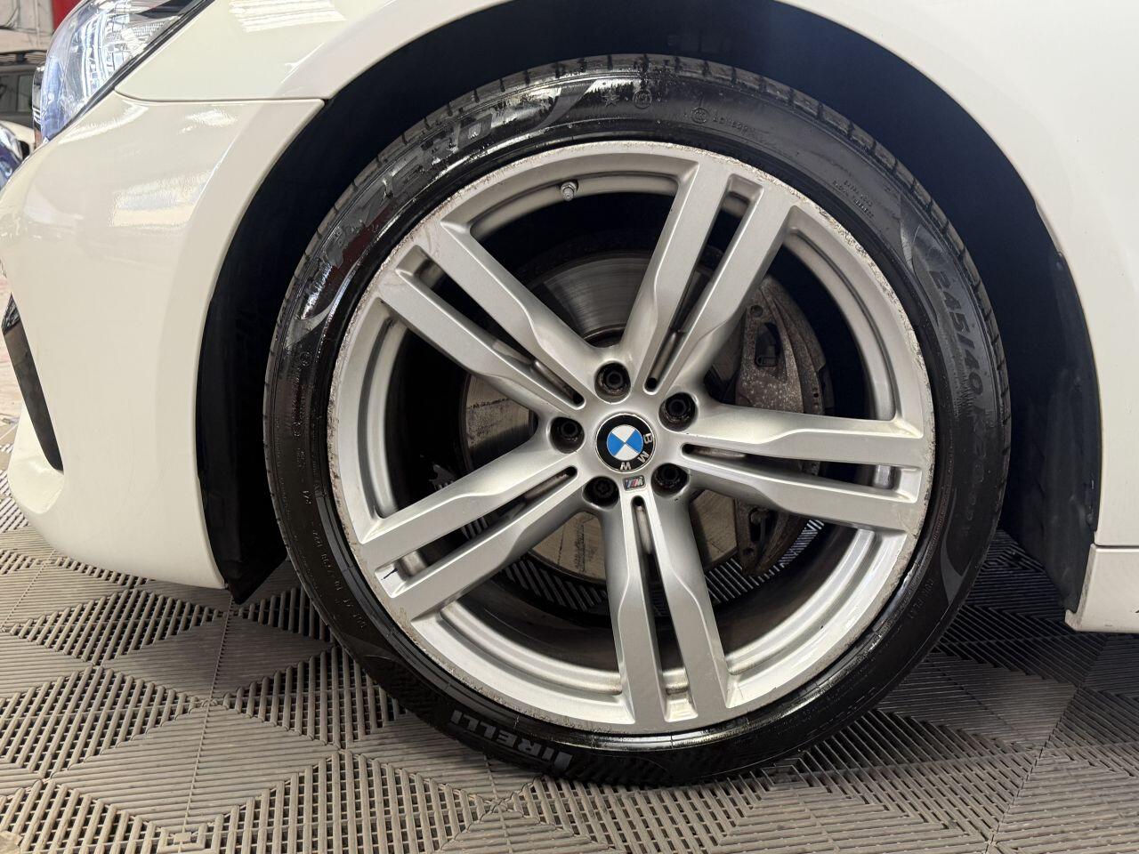 BMW 7 Series view 22