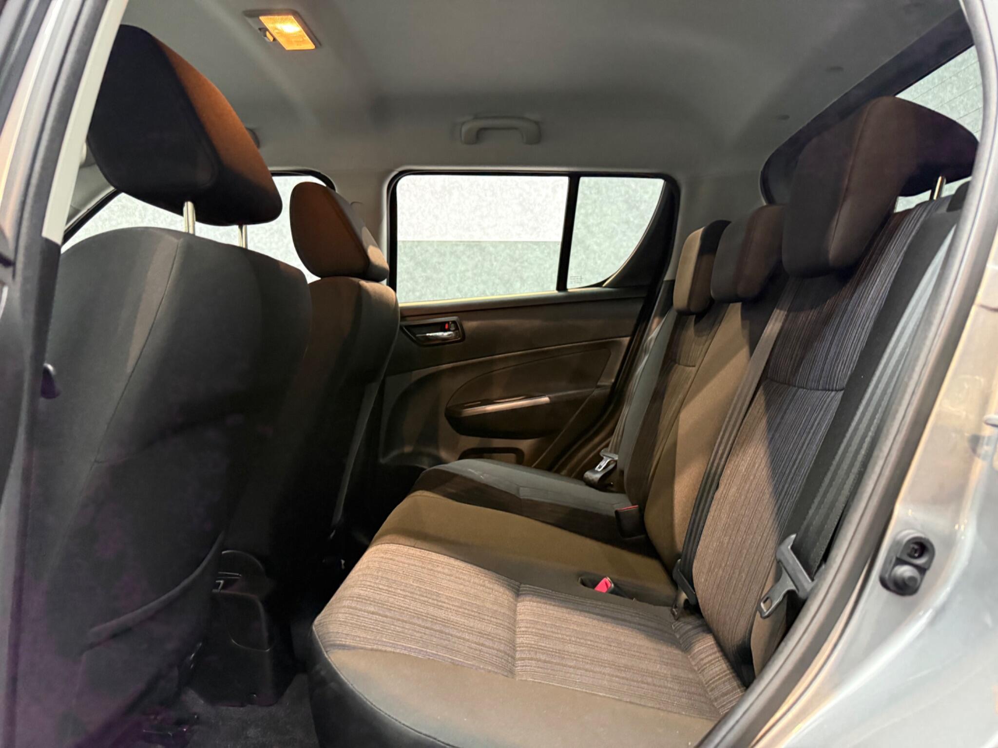Suzuki Swift view 9
