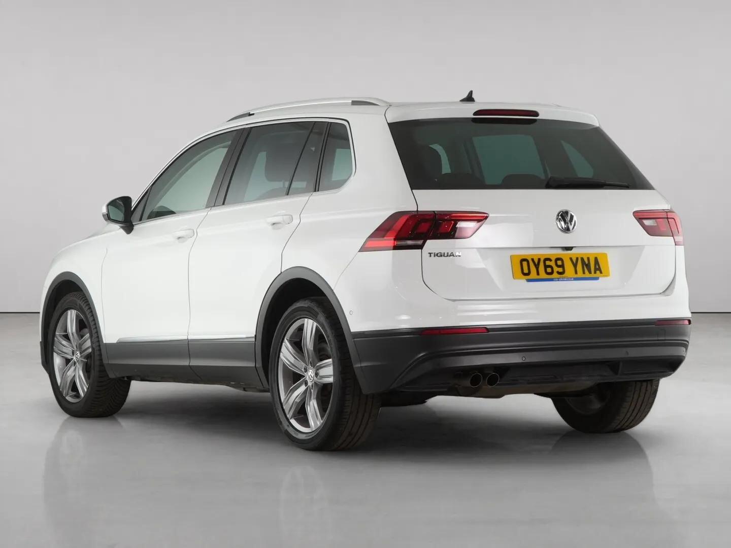 Volkswagen Tiguan view 9