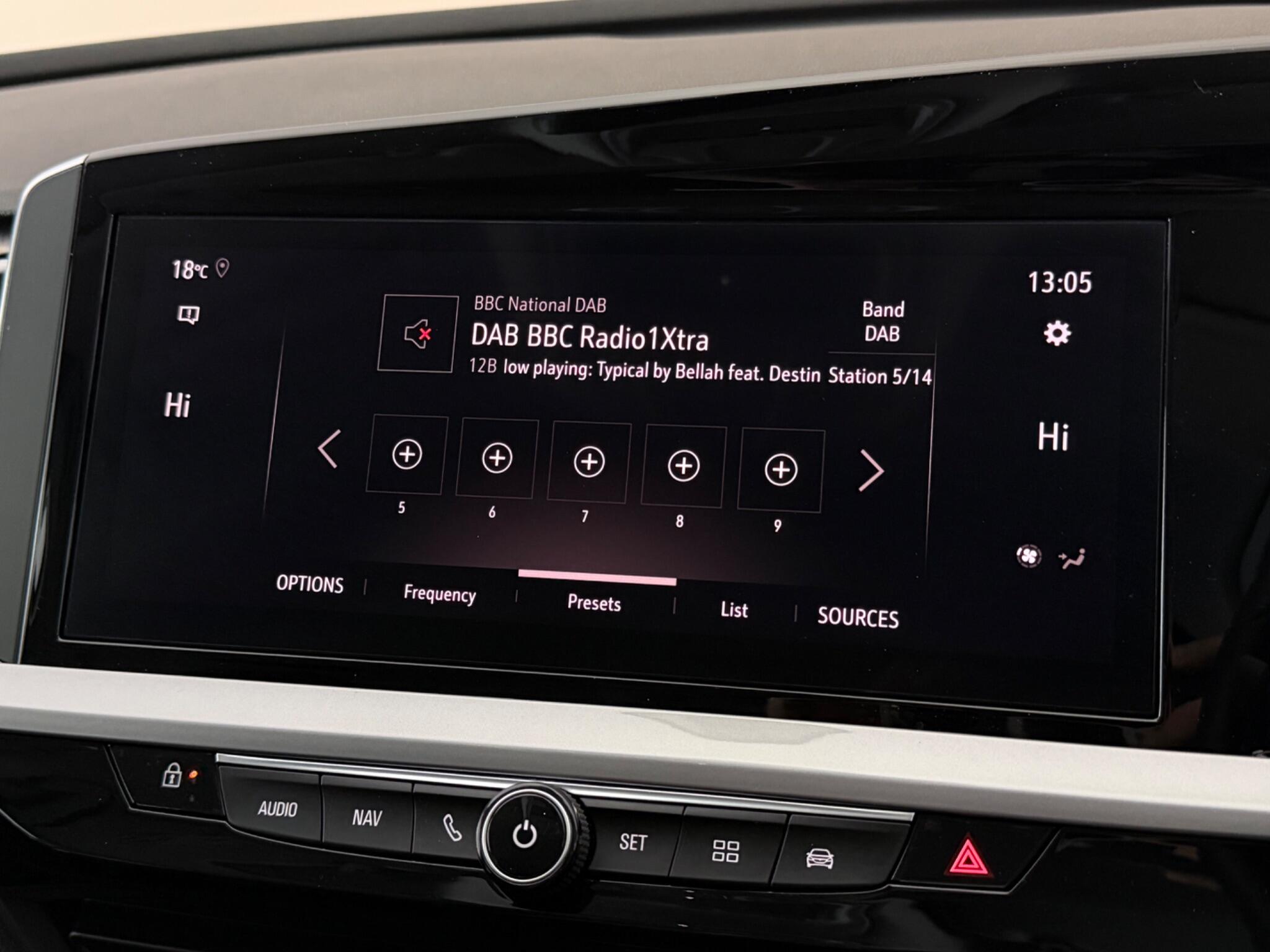 Vauxhall Grandland view 15