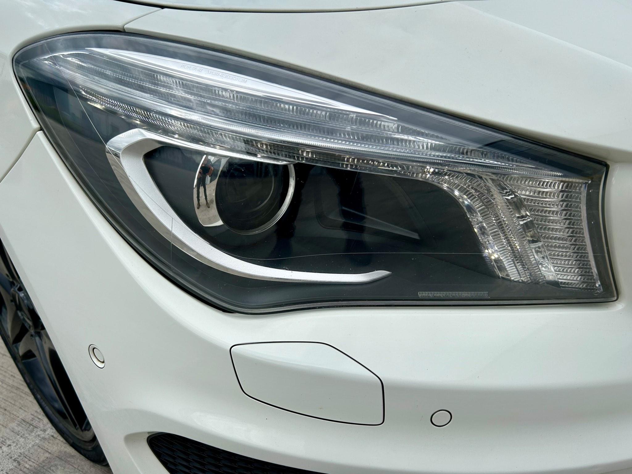 Mercedes-Benz Cla view 12