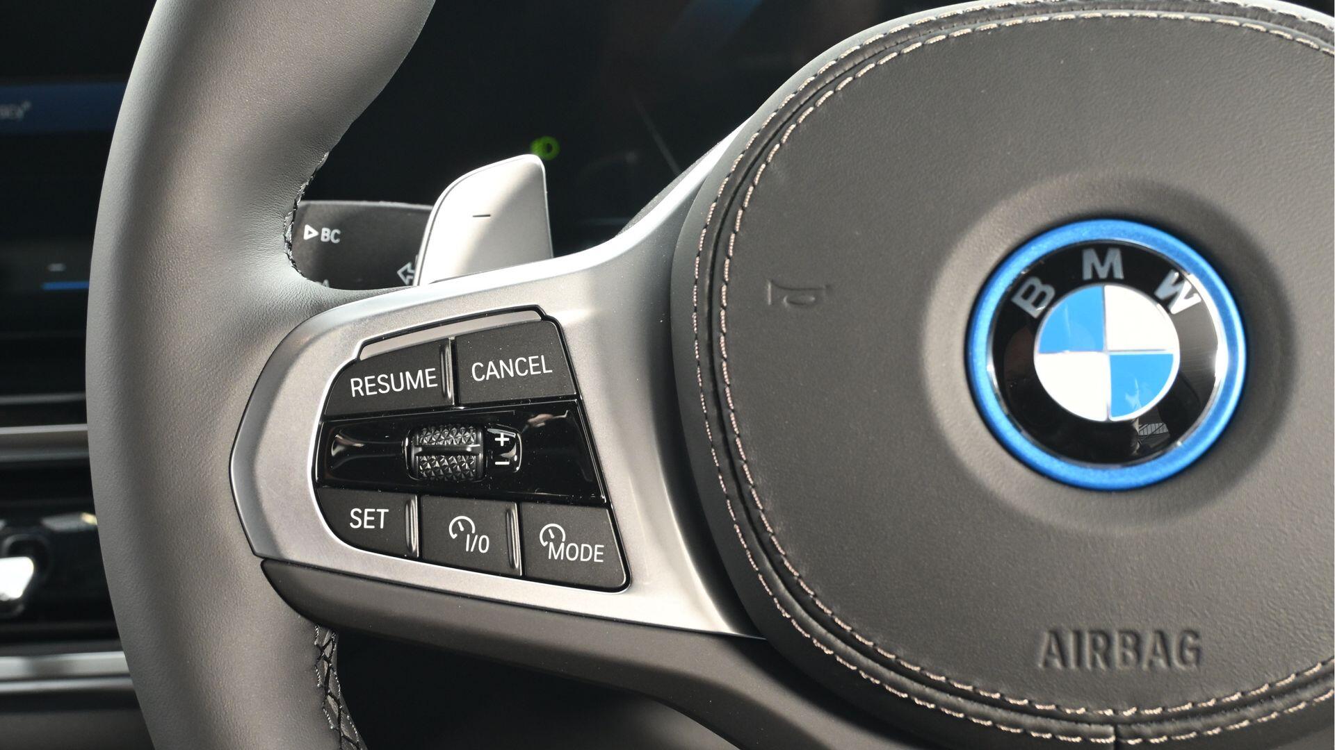 BMW X5 view 17