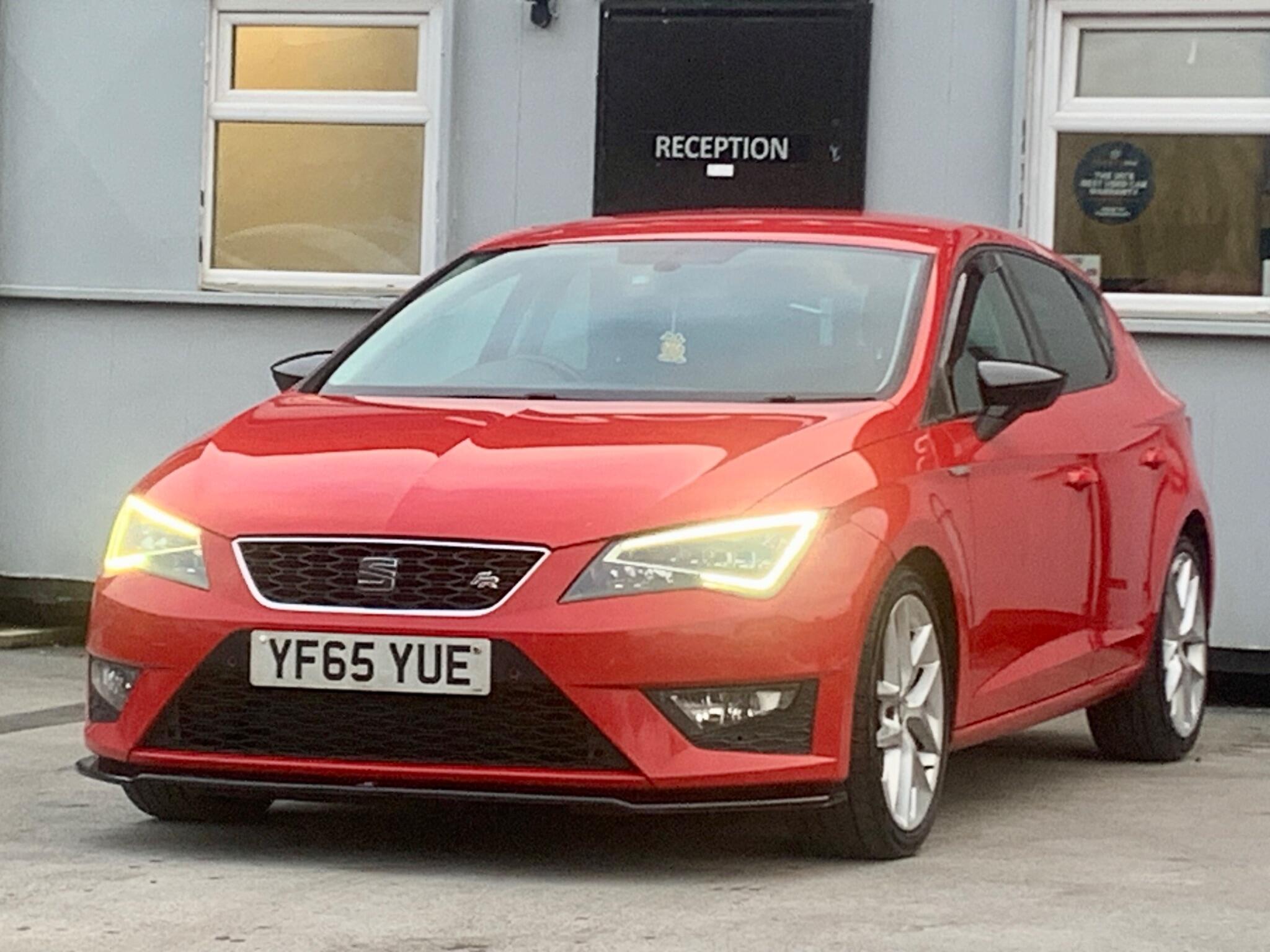Seat Leon Leon view 2