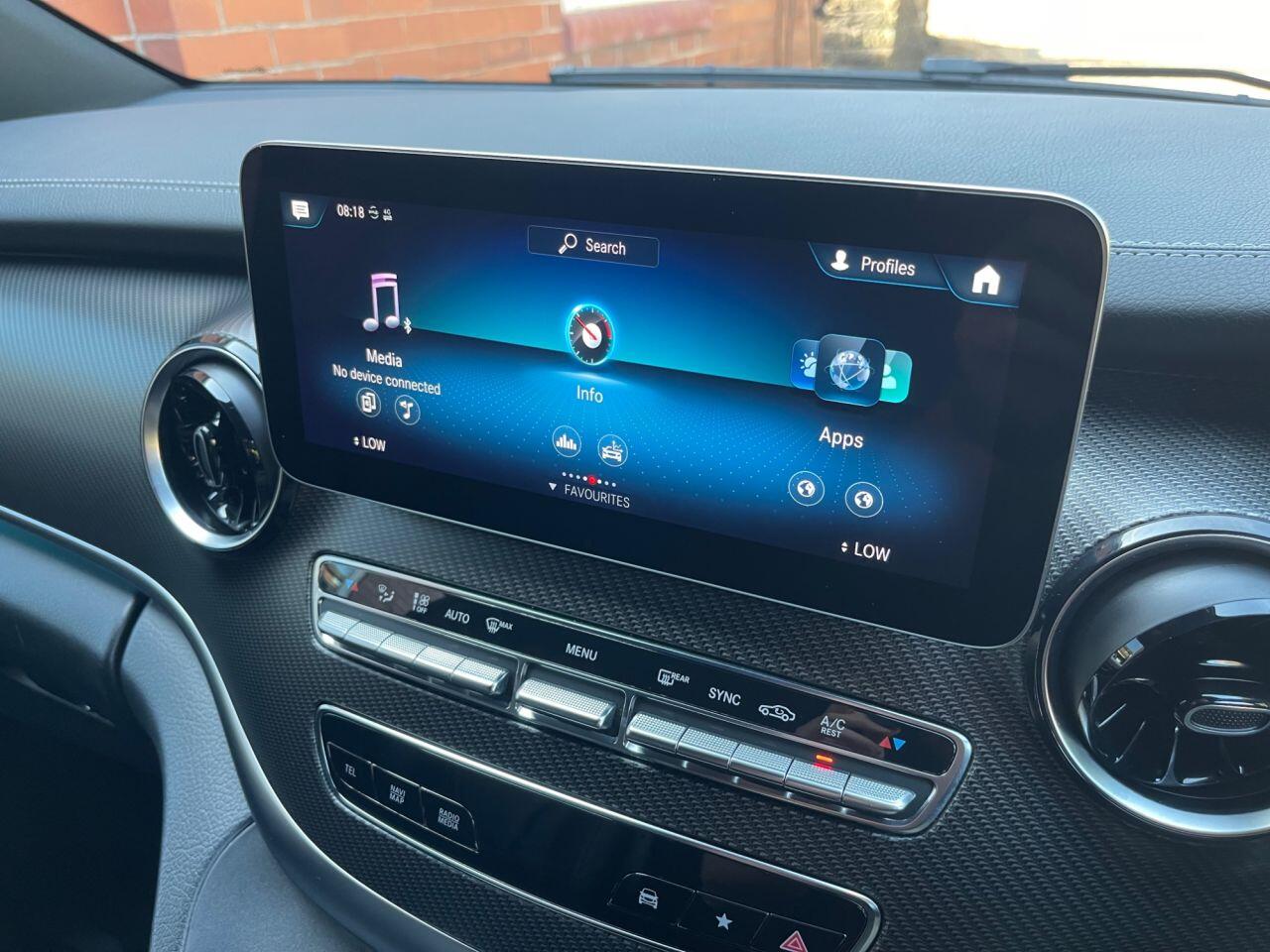 Mercedes-Benz V Class view 23