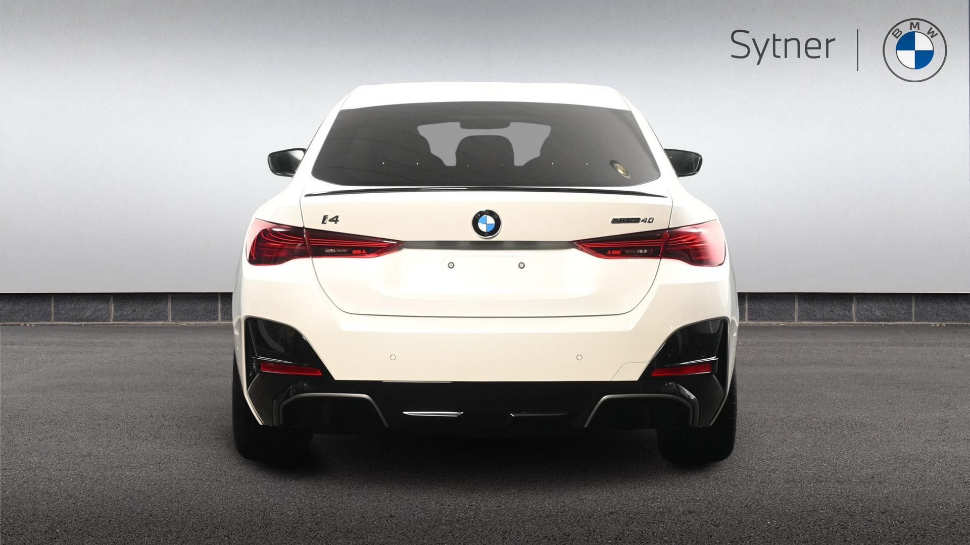 BMW i4 view 15