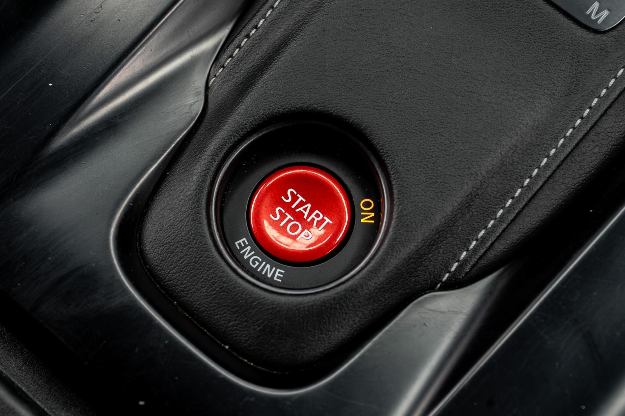 Nissan GT-R view 39