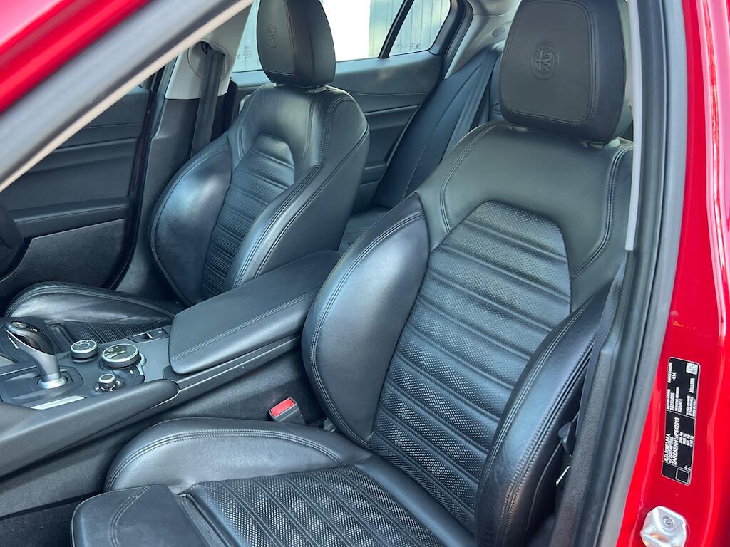 Alfa Romeo Giulia view 15