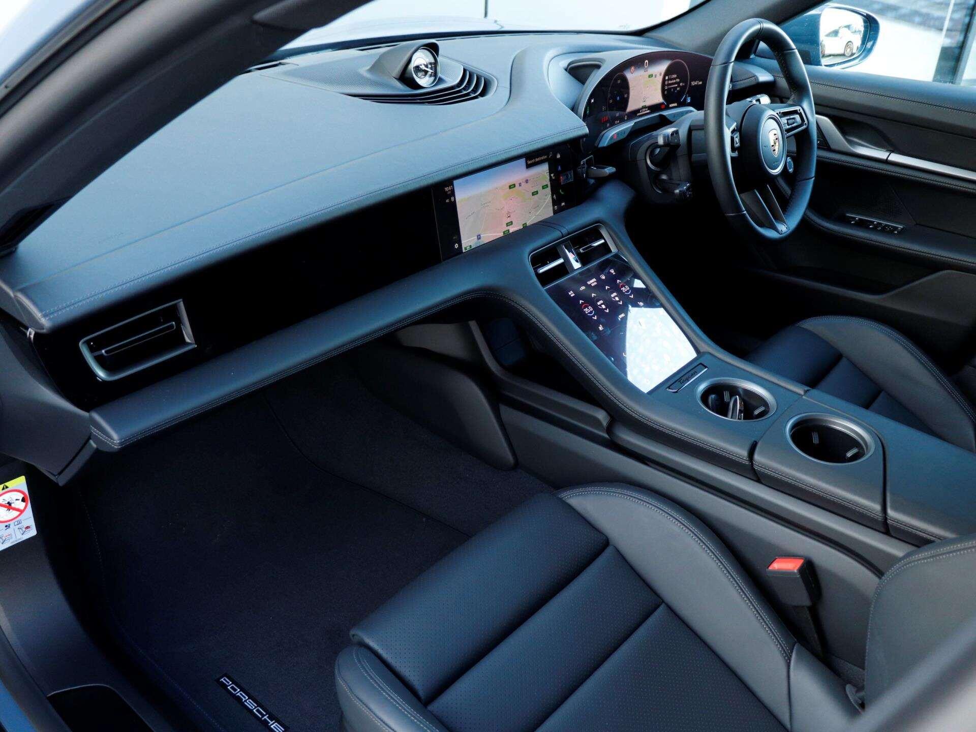 Porsche Taycan view 9