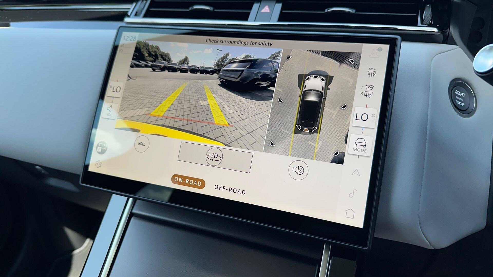 Land Rover Range Rover Velar view 13