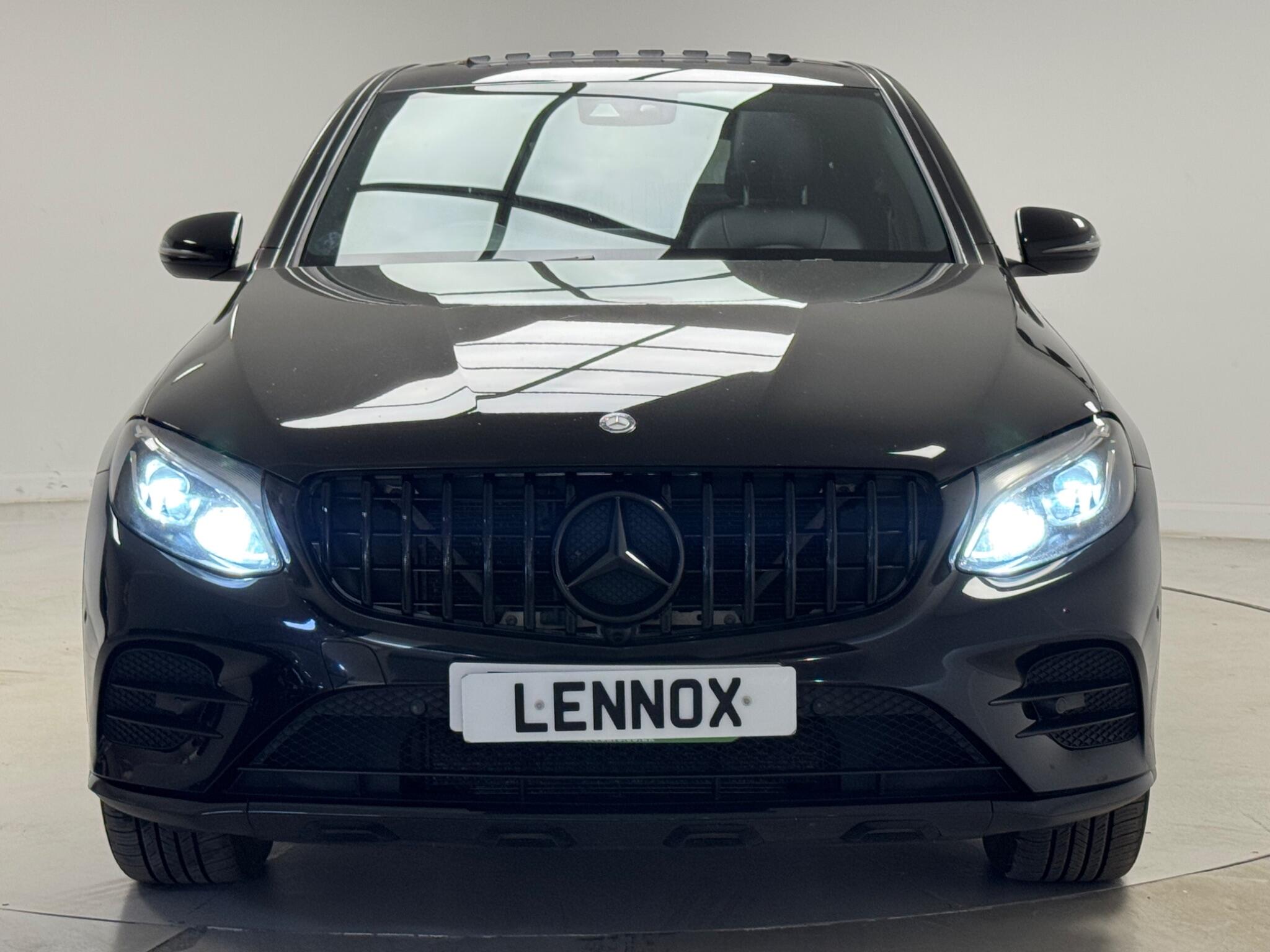 Mercedes-Benz GLC view 2